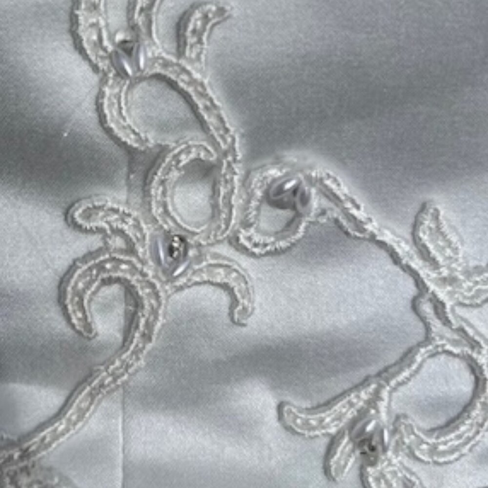 Elegant White Satin Gown - Picture 13 of 16